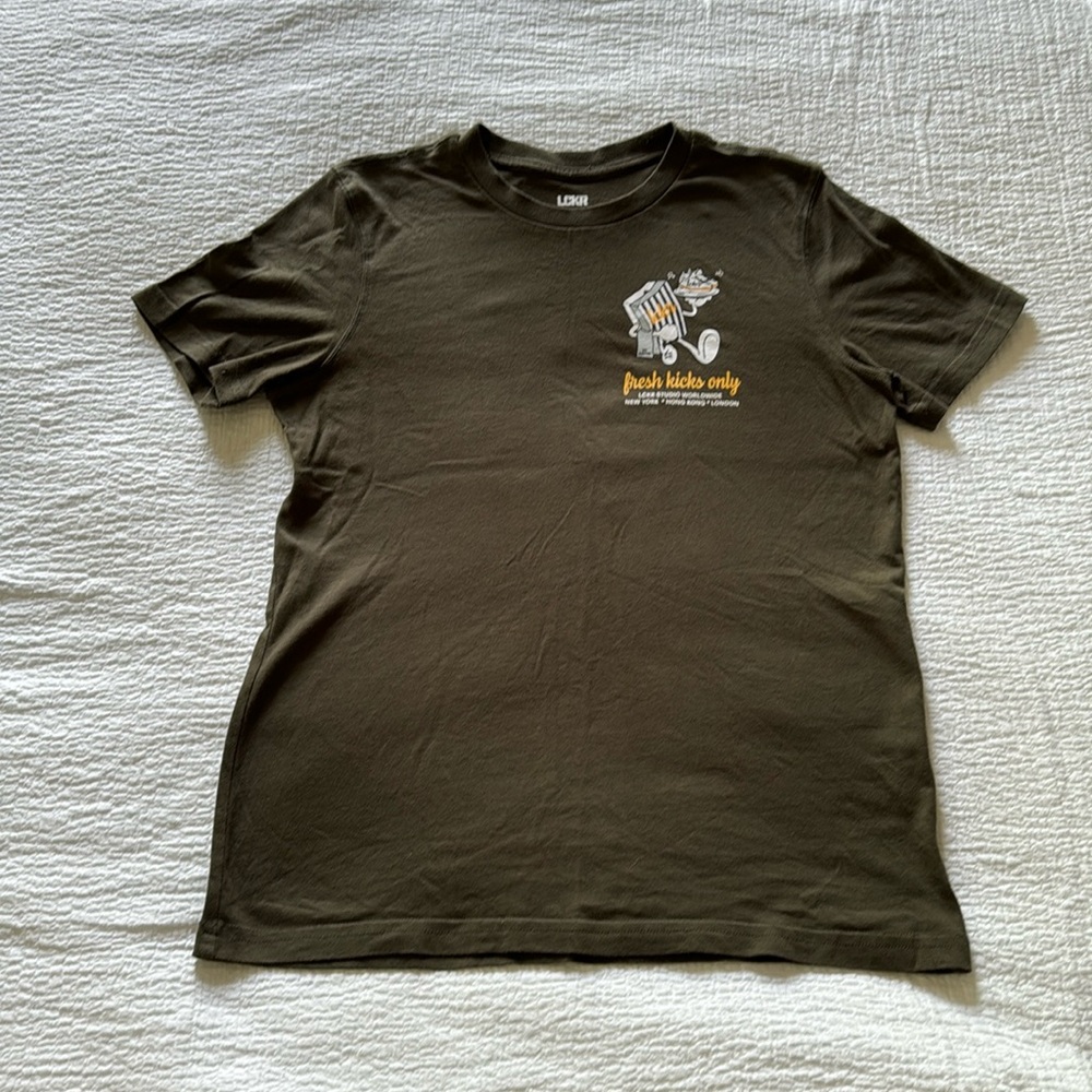 Kids Foot Locker “Fresh Kicks Only” Green Tee Shirt | Youth Large